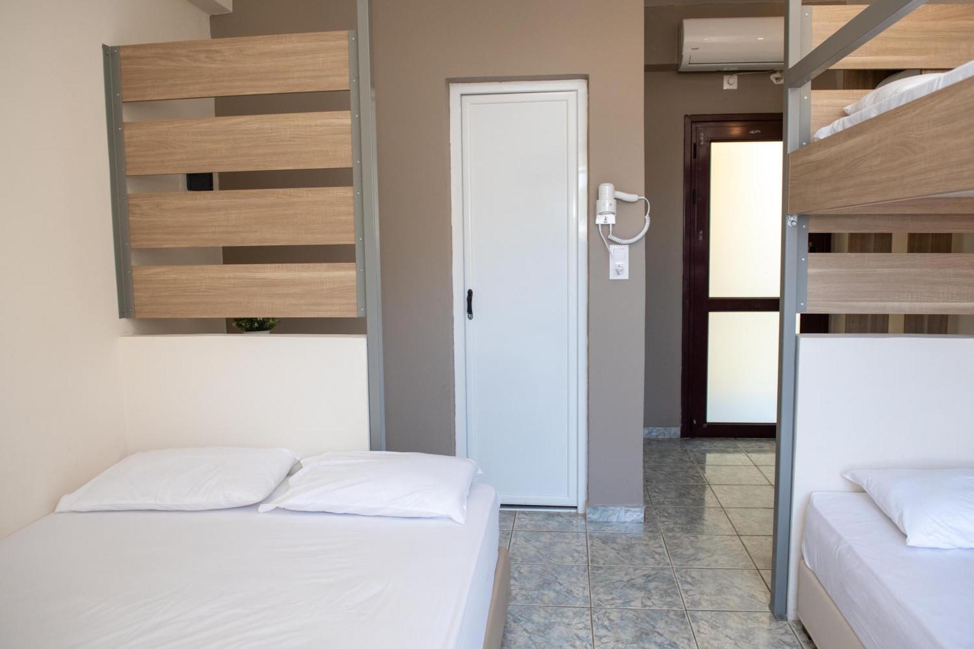 Hotel Tota Marinou Agii Apostoli Esterno foto