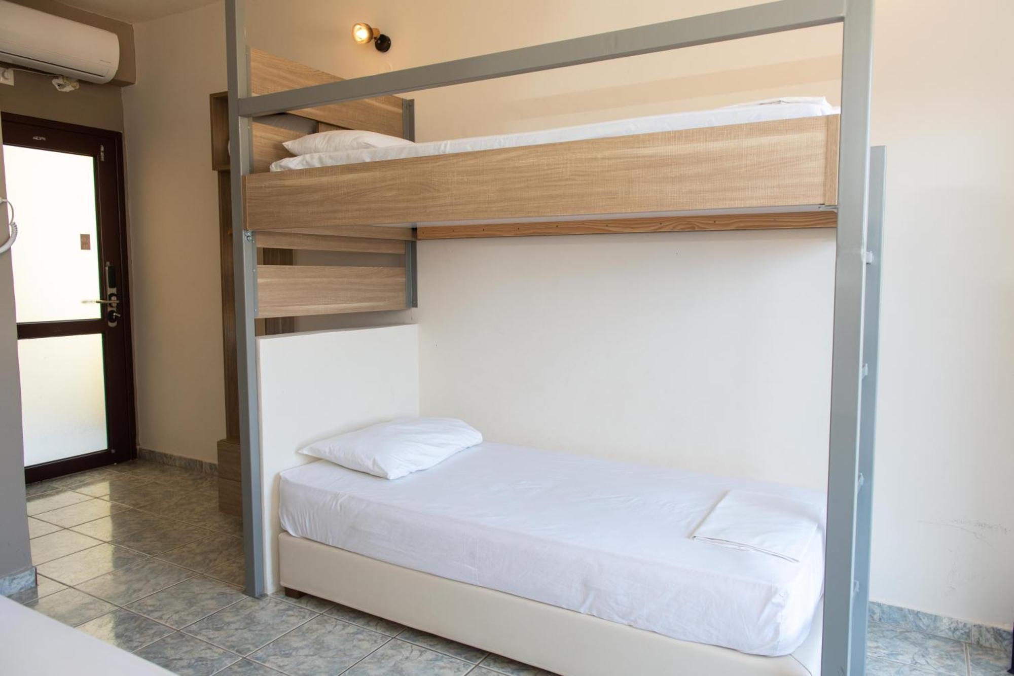 Hotel Tota Marinou Agii Apostoli Esterno foto